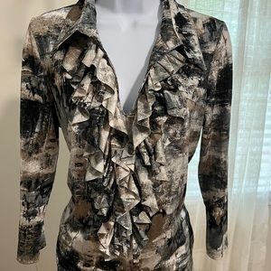 Professional long sleeve blouse with ruffles